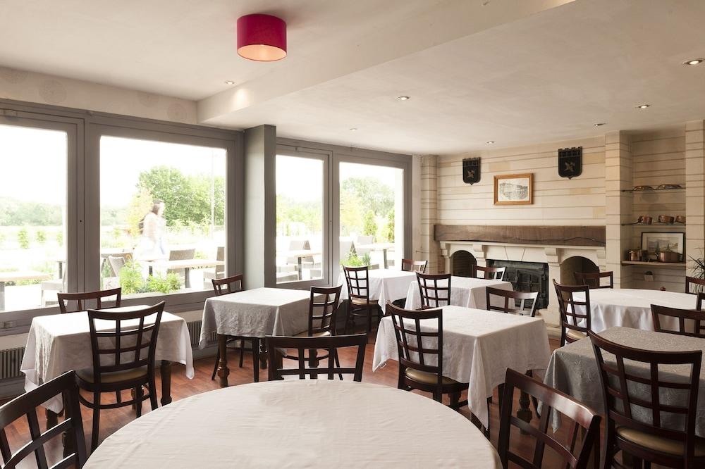 The Originals City, Hotel Le Cheval Rouge, Tours Ouest Villandry Exterior photo